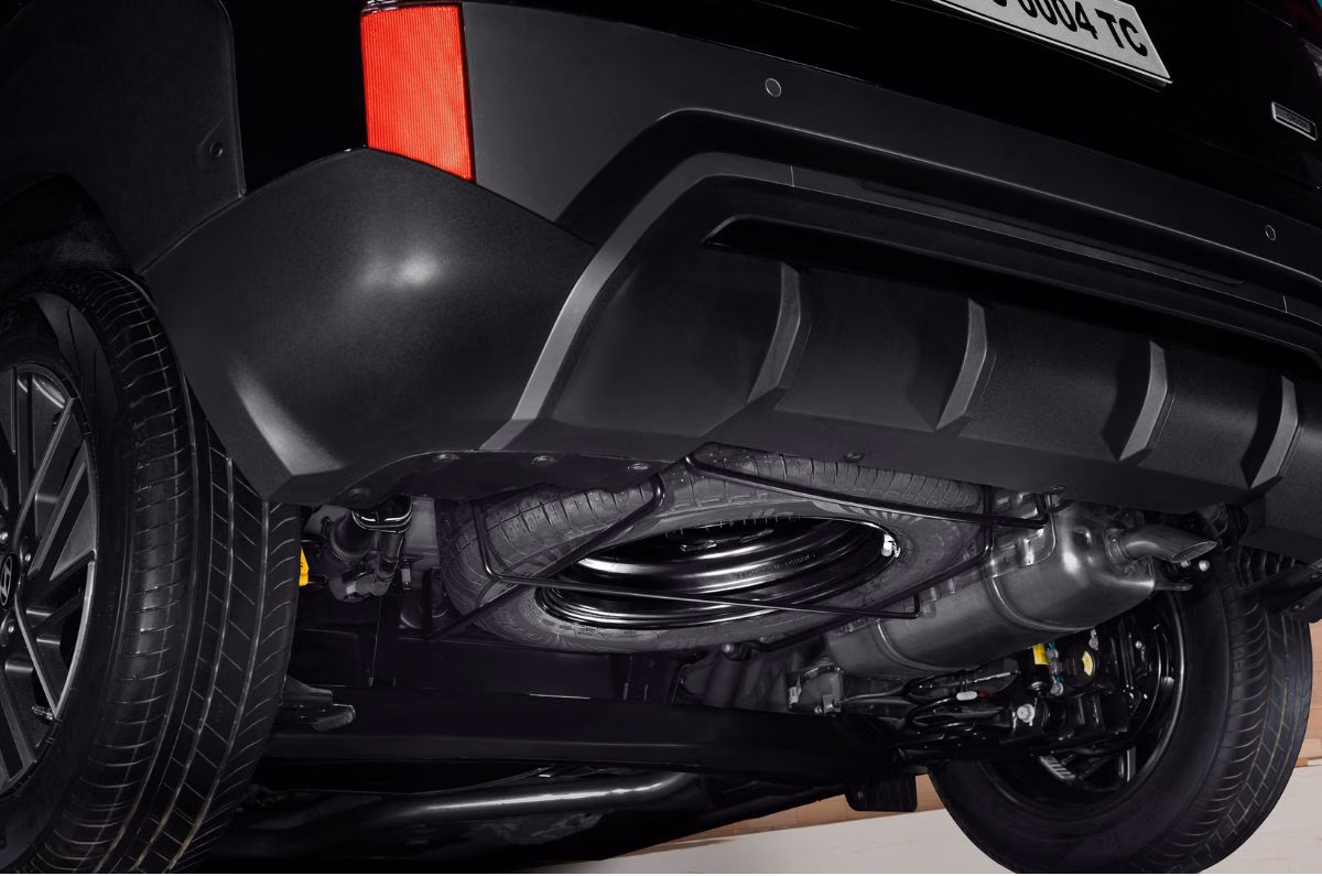 Hyundai Exter CNG options and features on Carbae the new car buying platform Hyundai Exter CNG options and features on Carbae the new car buying platform