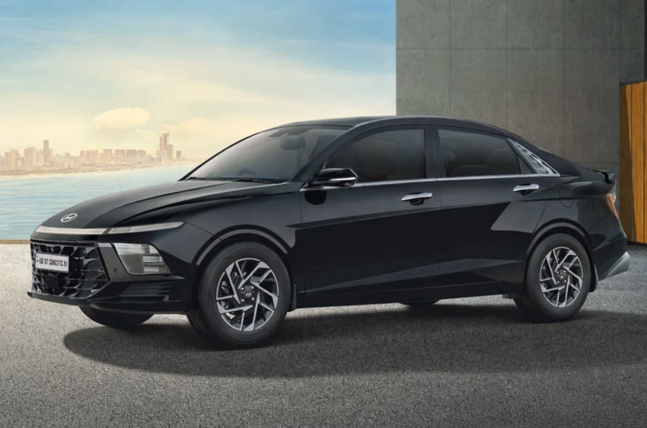 Hyundai Verna 2026 Facelift exterior features and update on Carbae the new car buying platform