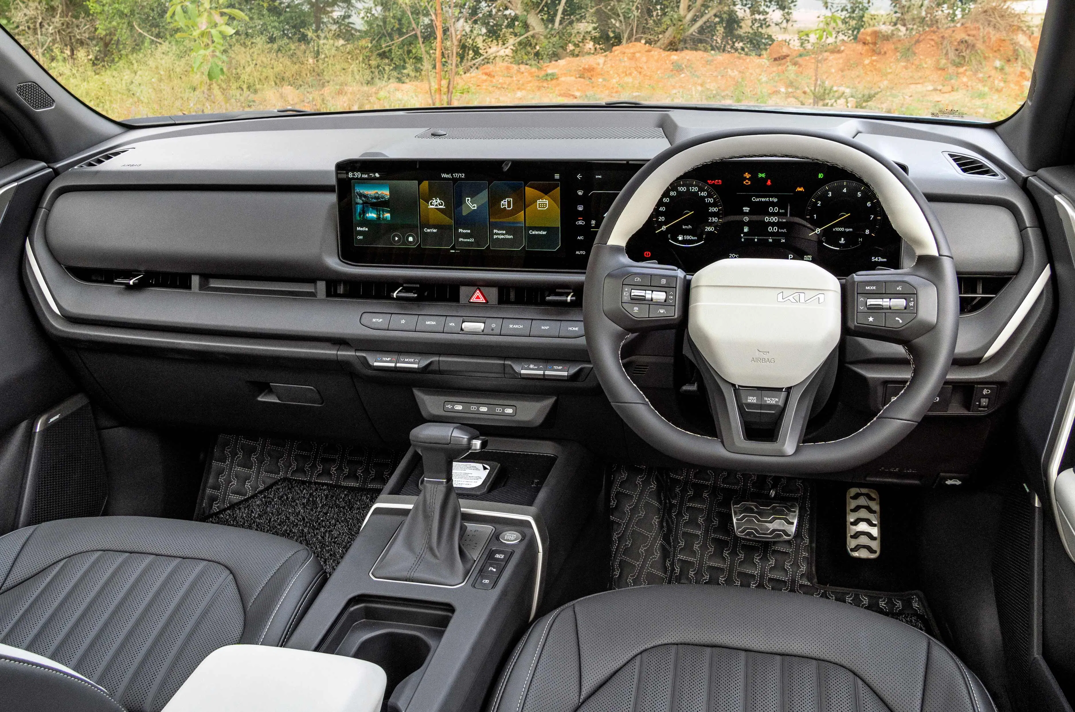 Kia Seltos 2026 launched interior features and options on Carbae the new car buying platform Kia Seltos 2026 launched interior features and options on Carbae the new car buying platform