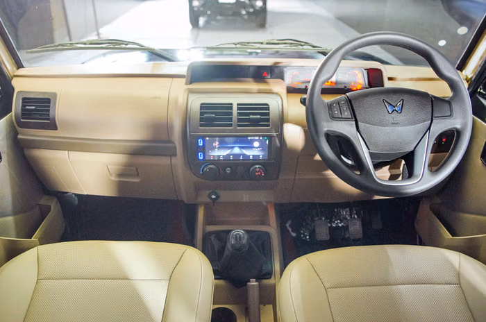 New Mahindra Bolero 2025 launched on Carbae the new car buying platform- interior -features 