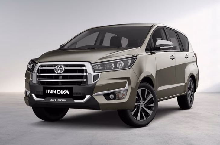 2026 Toyota Innova Crysta: Final Update Before Discontinuation? Price, Features And What Has Changed- Featured Shot