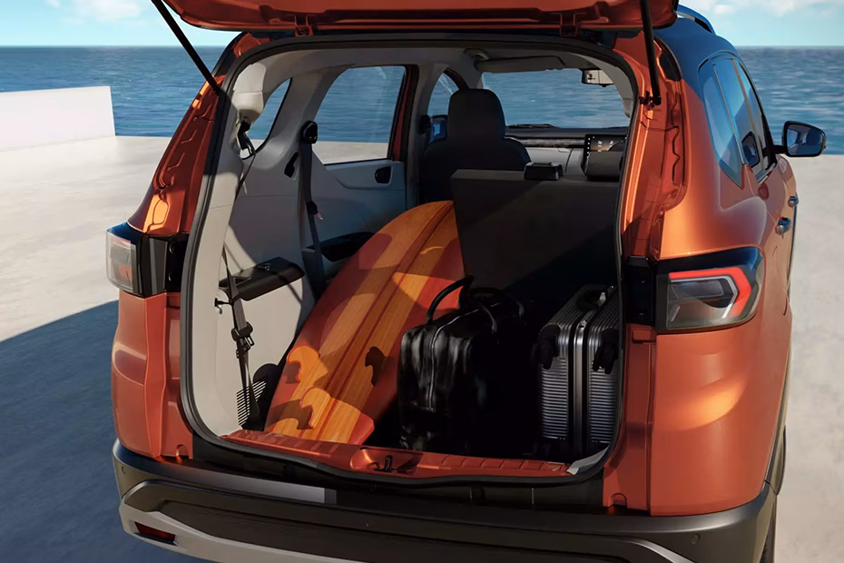 Renault Triber boot capacity and practicality on Carbae the new car buying platform
