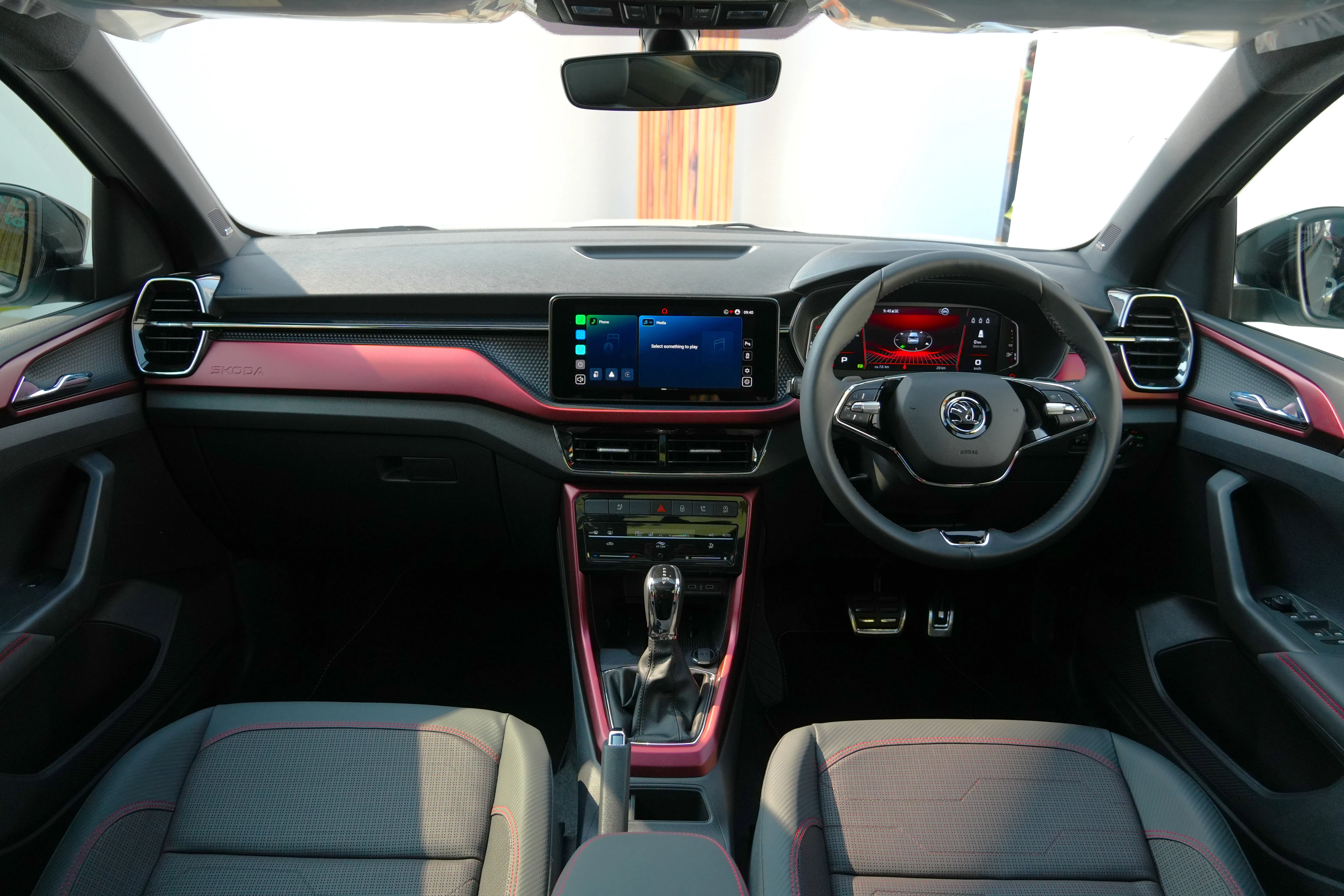 Skoda Kushaq Facelift launched Interior features and updates on Carbae the new car buying platfrom